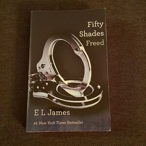 Fifty Shades Freed Book EL James